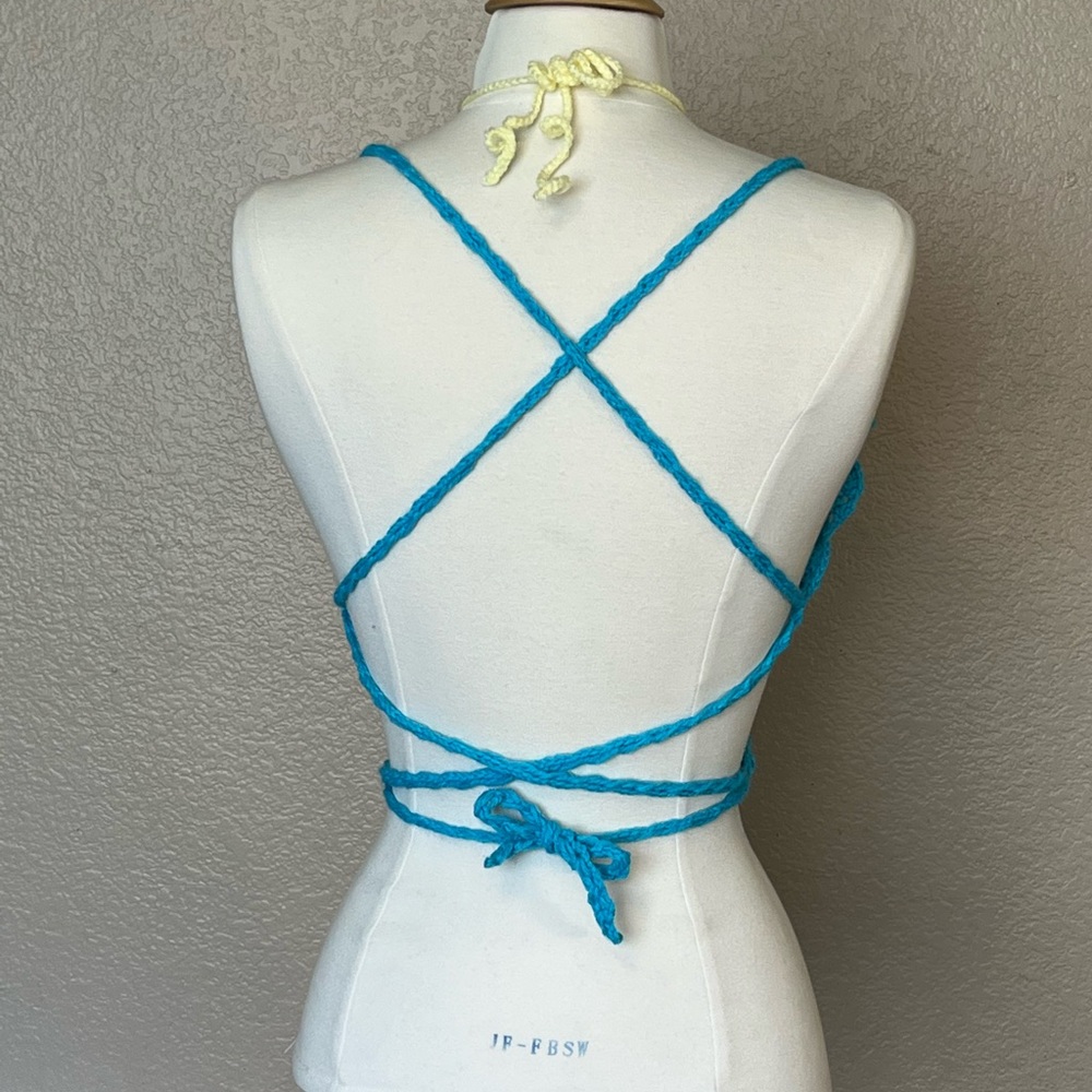 LOVELY BUTTERFLY CROCHET TOP - Picture 12 of 12